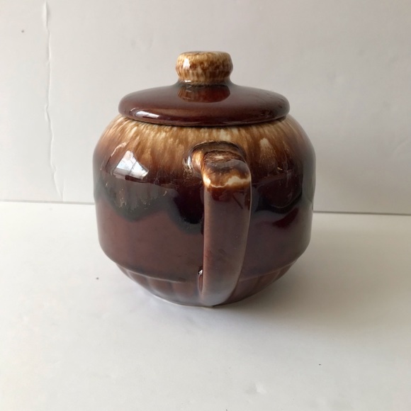 McCoy Pottery Vintage Brown Drip Glaze Bean Pot with Lid - Picture 7 of 12